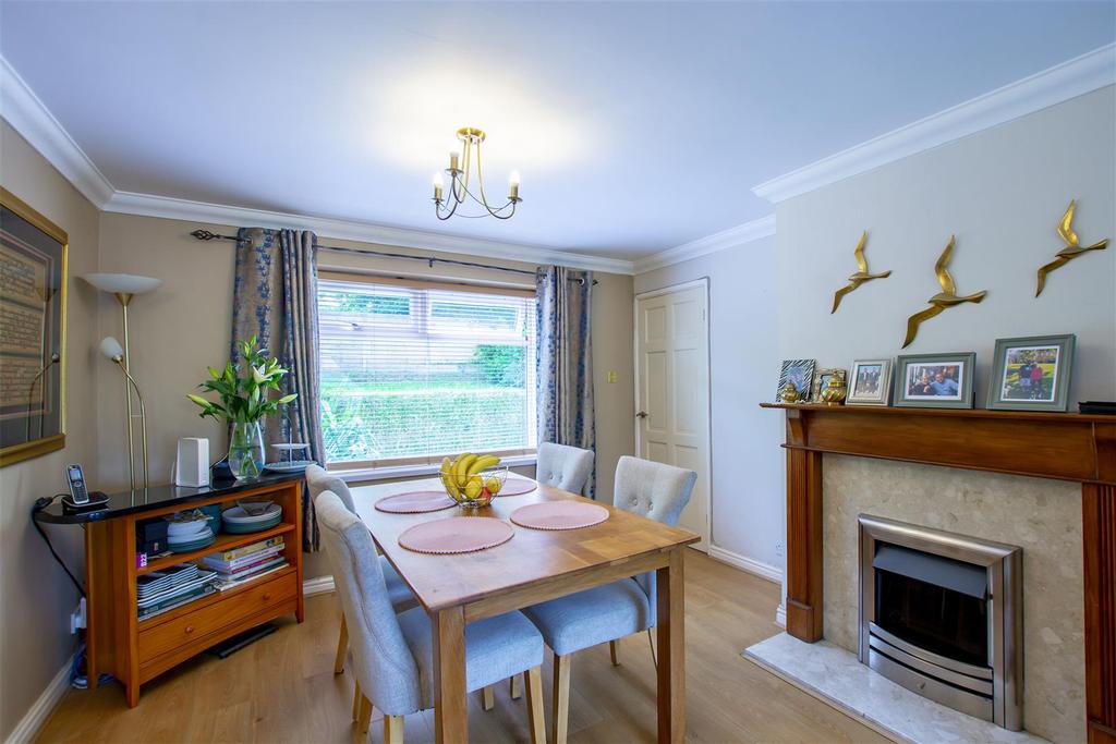 Living/Dining Room