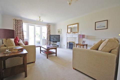 4 Alverton Close, Great Notley, Braintree, CM77 7XU