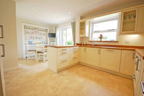 4 Alverton Close, Great Notley, Braintree, CM77 7XU