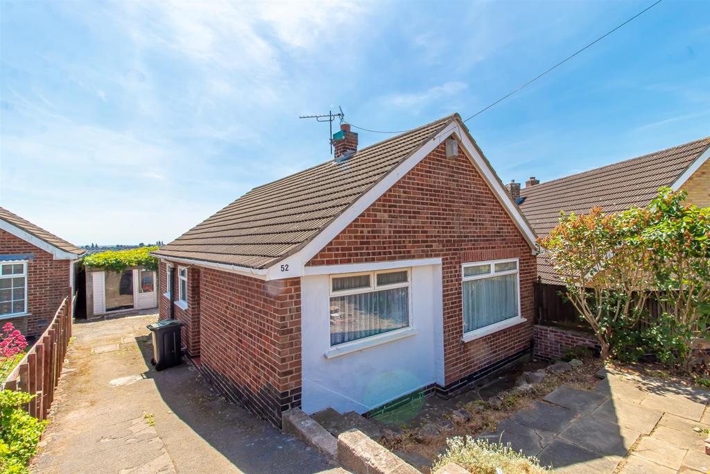 Violet Road, Carlton, Nottingham 2 bed detached bungalow £180,000