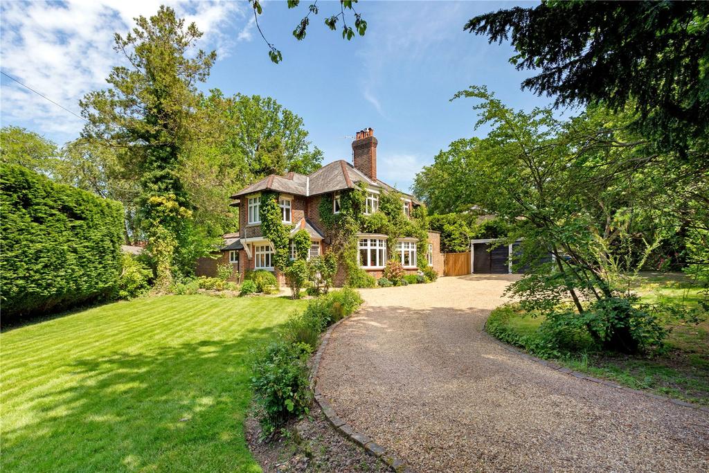 Copthorne Road, Felbridge, East Grinstead, RH19 5 bed detached house