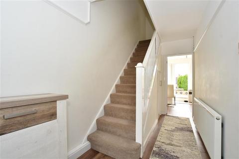 15 Exeter Road, Gravesend, DA12 5QX