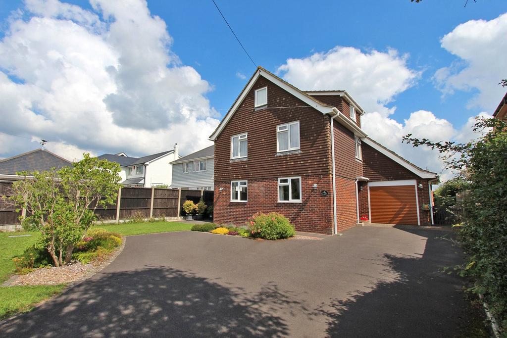 Manchester Road, Sway, Lymington, Hampshire, SO41 6 bed detached house