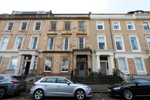 2 bedroom flat to rent, Woodside Terrace, Parkside, Glasgow, G3