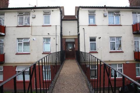 3 bedroom flat to rent, Harrow Road, Wembley