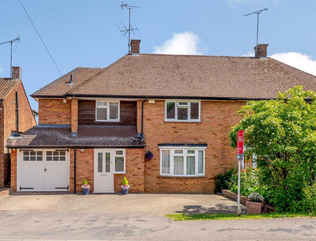 Park Rise, Harpenden 4 bed semidetached house £950,000