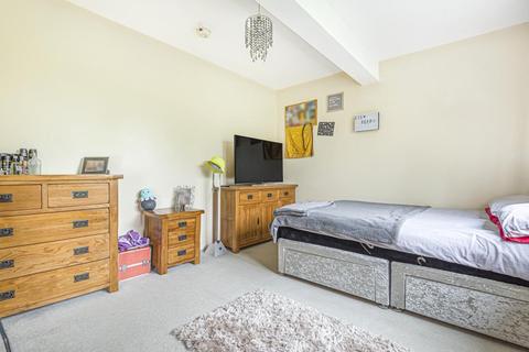 2 Purton Road, Swindon, SN2 2LU