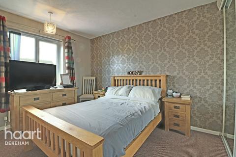 10 Andrew Goodall Close, Dereham, NR19 1SR