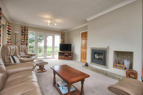 15 Birch Grove, Lostock Green, Northwich, CW9 7SS