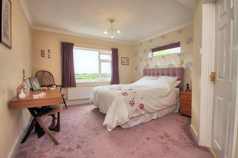 15 Birch Grove, Lostock Green, Northwich, CW9 7SS