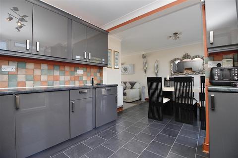 34 Eccles Road, Ipswich, IP2 9RF