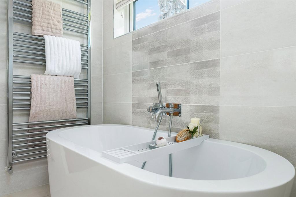 En Suite Bath
