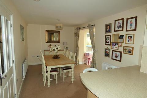 6 Kittiwake Close, Carlisle, CA2 7PP
