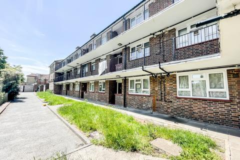 1 bedroom flat for sale, Exbury Road, Catford , London SE6