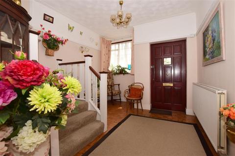 73 Purley Downs Road, South Croydon, CR2 0RG