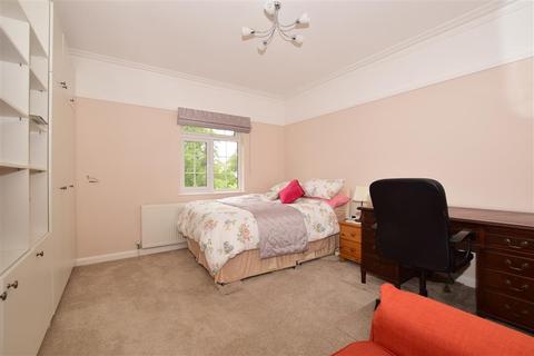 73 Purley Downs Road, South Croydon, CR2 0RG