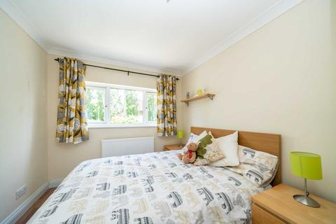 8 Burnet Close, Hemel Hempstead, HP3 9ES