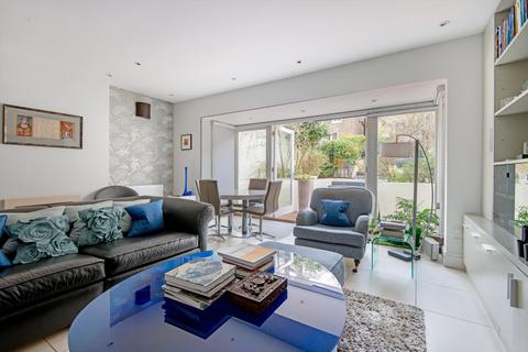 72l Randolph Avenue, London, W9 1BG