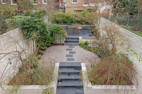 72l Randolph Avenue, London, W9 1BG
