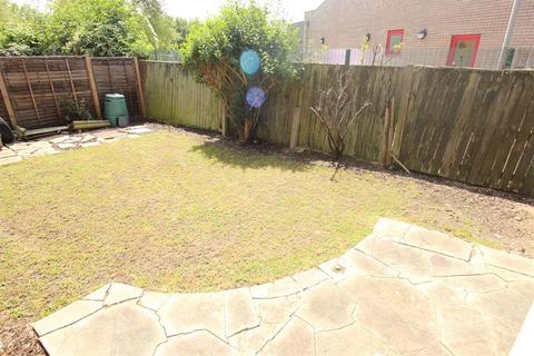 60 Glimpsing Green, Erith, DA18 4HD