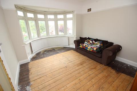 29 Boscombe Road, Worcester Park, KT4 8PJ
