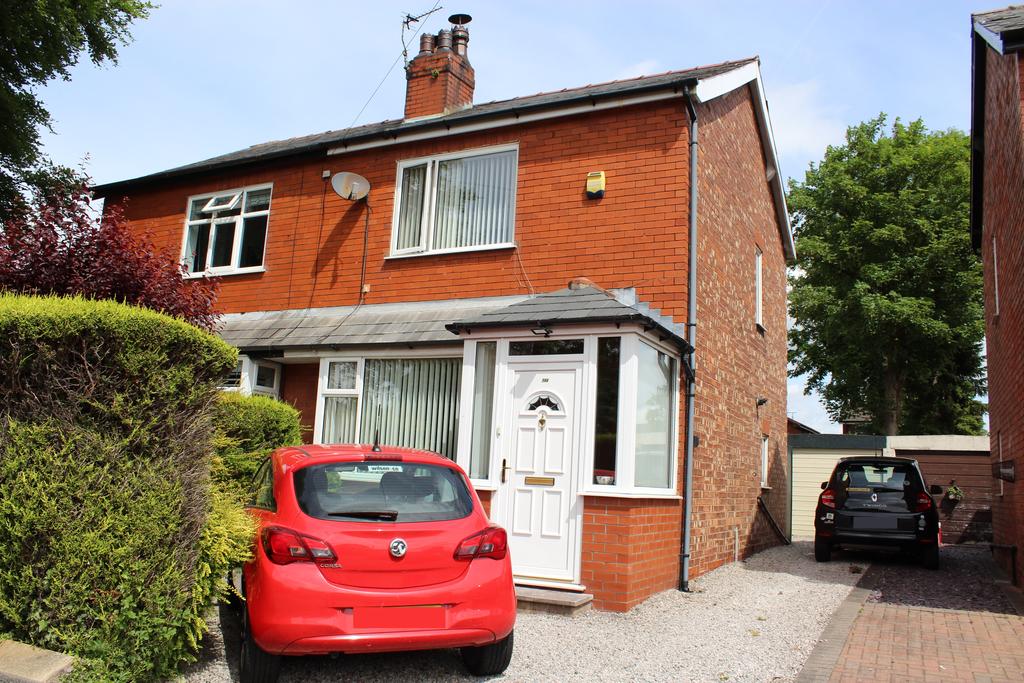 SLATER LANE, LEYLAND PR26 2 bed semidetached house £140,000