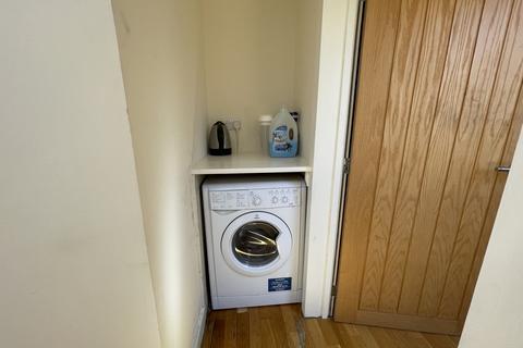 2 bedroom flat to rent, Milton Road, Cambridge, Cambridgeshire, CB4