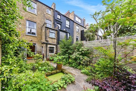 25 Sigdon Road, London, E8 1AP