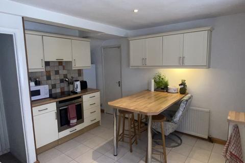 3 bedroom terraced house to rent, Park Road, Hampton Wick, Kingston upon Thames KT1