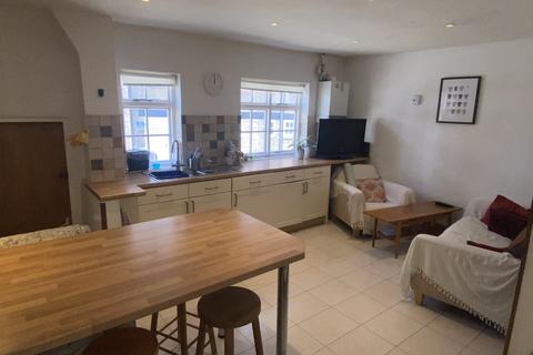 3 bedroom terraced house to rent, Park Road, Hampton Wick, Kingston upon Thames KT1