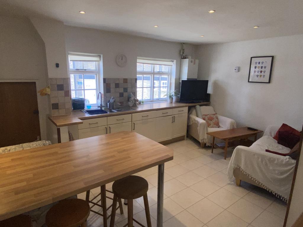 Kitchen / Breakfast / Living Room