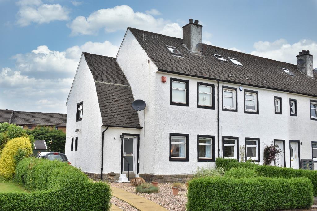 Castle Road, Newton Mearns, Glasgow, G77 6DQ 2 bed end of terrace house
