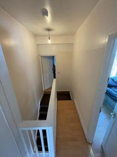 205 Henley Road, Ilford, IG1 2TP