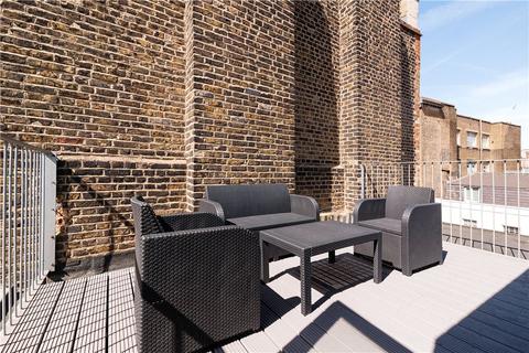 Flat 2, 133 Curtain Road, London, EC2A 3BX