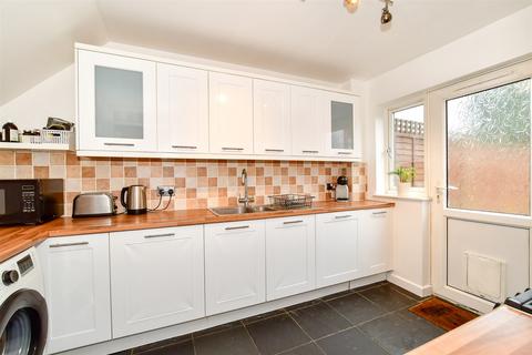 12 Basildon Way, Bewbush, Crawley, RH11 6EE