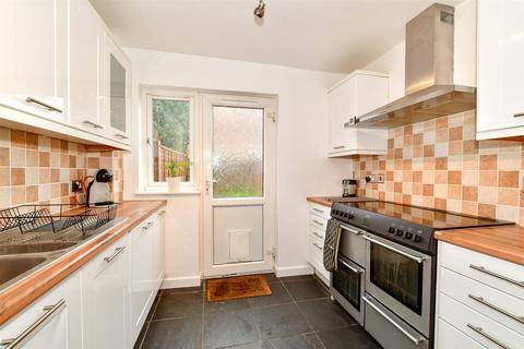 12 Basildon Way, Bewbush, Crawley, RH11 6EE