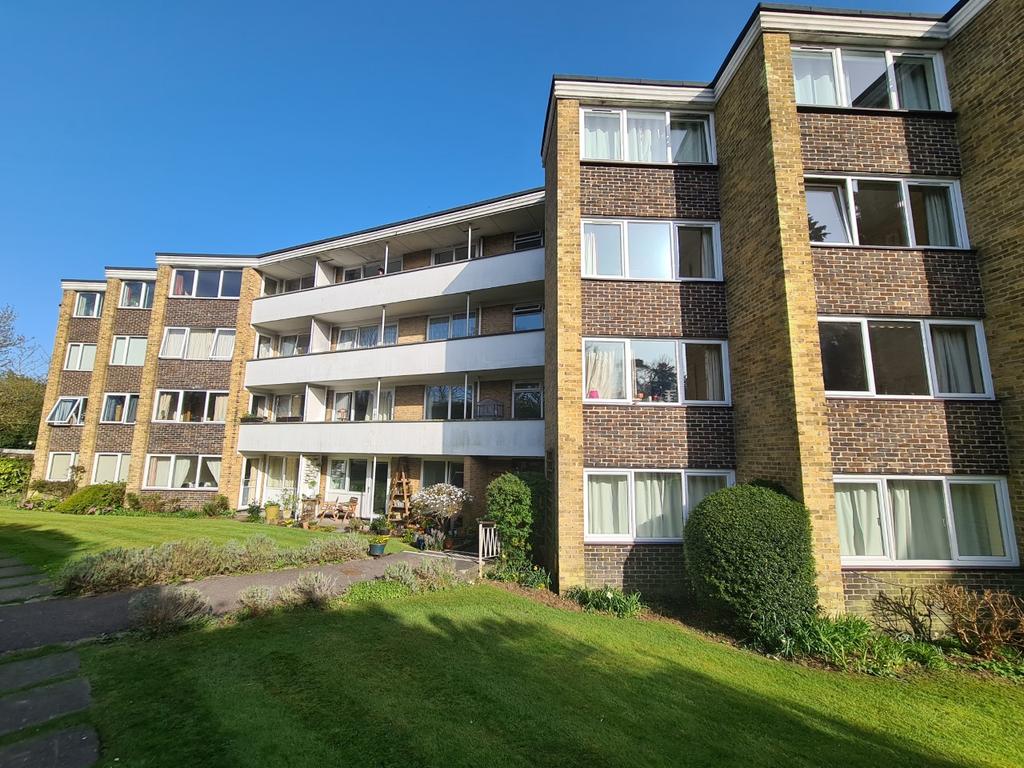 Chetwynd Road, Southampton 2 bed flat £875 pcm (£202 pw)