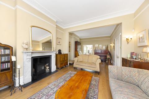 18 Manorgate Road, Kingston Upon Thames, KT2 7AL