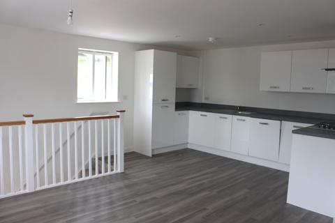 2 bedroom townhouse to rent - Quarry Close, St Peters Village, Wouldham ME1