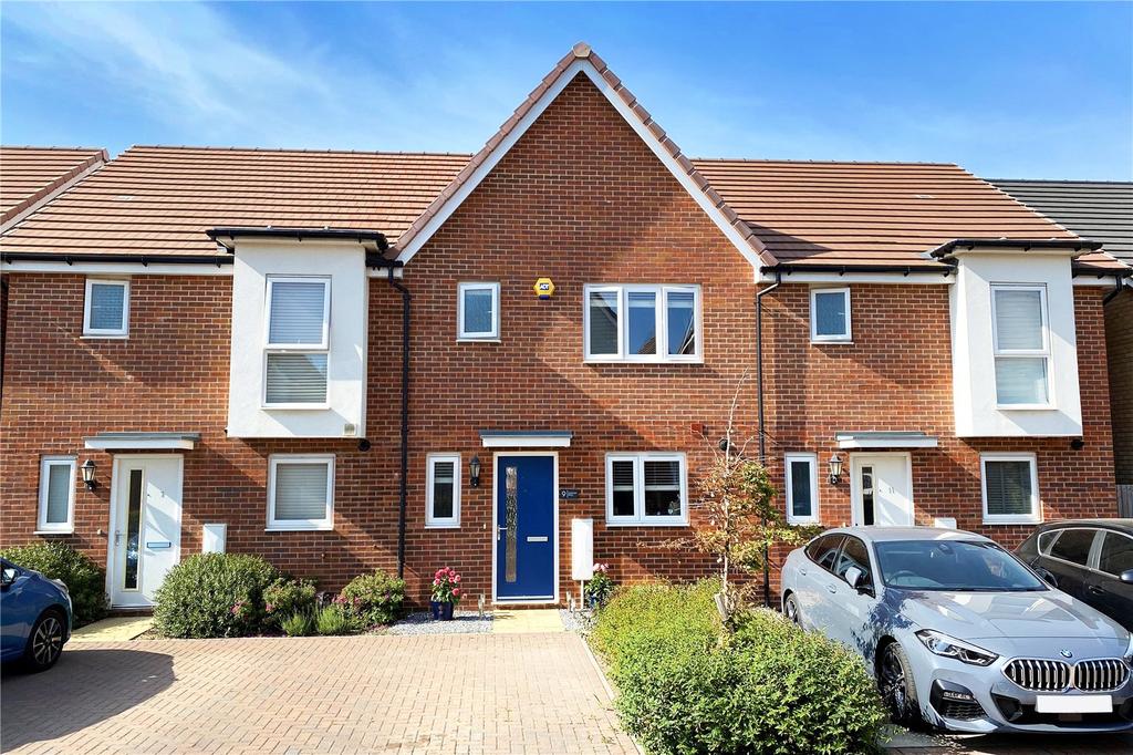 Jackson Way, Littlehampton 3 bed terraced house £320,000