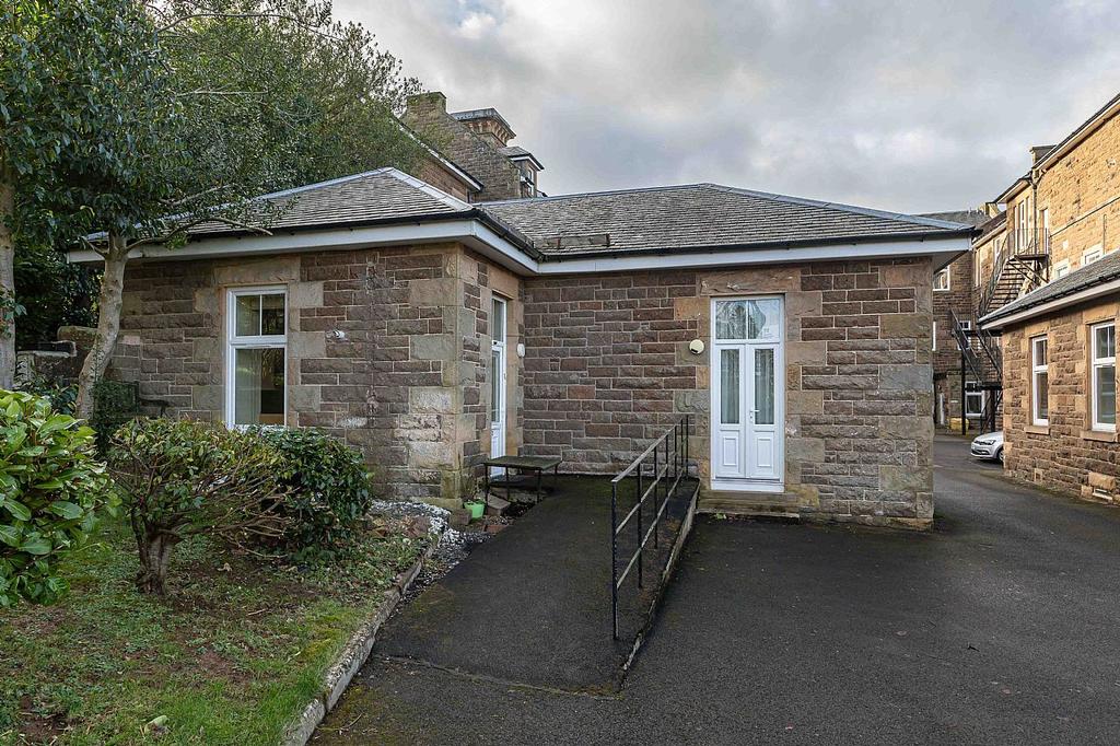 72 Dingleton Apartments, Melrose TD6 9HJ 2 bed detached bungalow £140,000