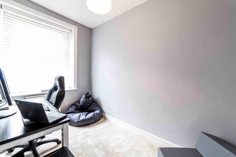 11 Warrington Street, Lees, Oldham, OL4 5AR