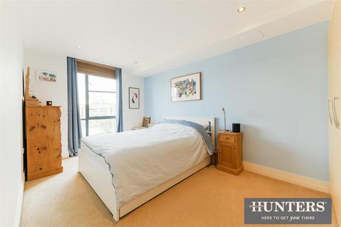 Apartment 43, 2 Point Wharf Lane, Brentford, TW8 0EA