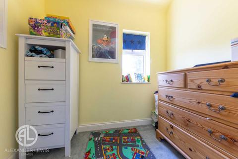 167 Mullway, Letchworth Garden City, SG6 4BG
