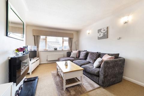 2 Mayfield, Bexleyheath, DA7 4DH