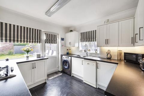 2 Mayfield, Bexleyheath, DA7 4DH