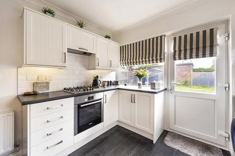 2 Mayfield, Bexleyheath, DA7 4DH