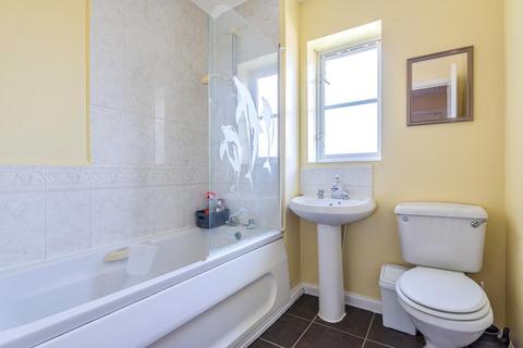 28 Hazel Close, Witney, OX28 1EL