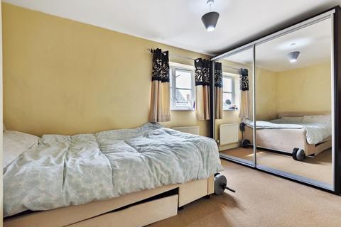 28 Hazel Close, Witney, OX28 1EL