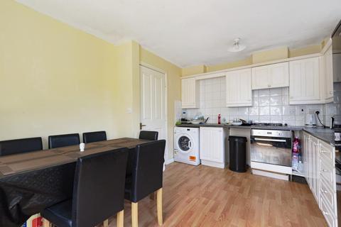 28 Hazel Close, Witney, OX28 1EL